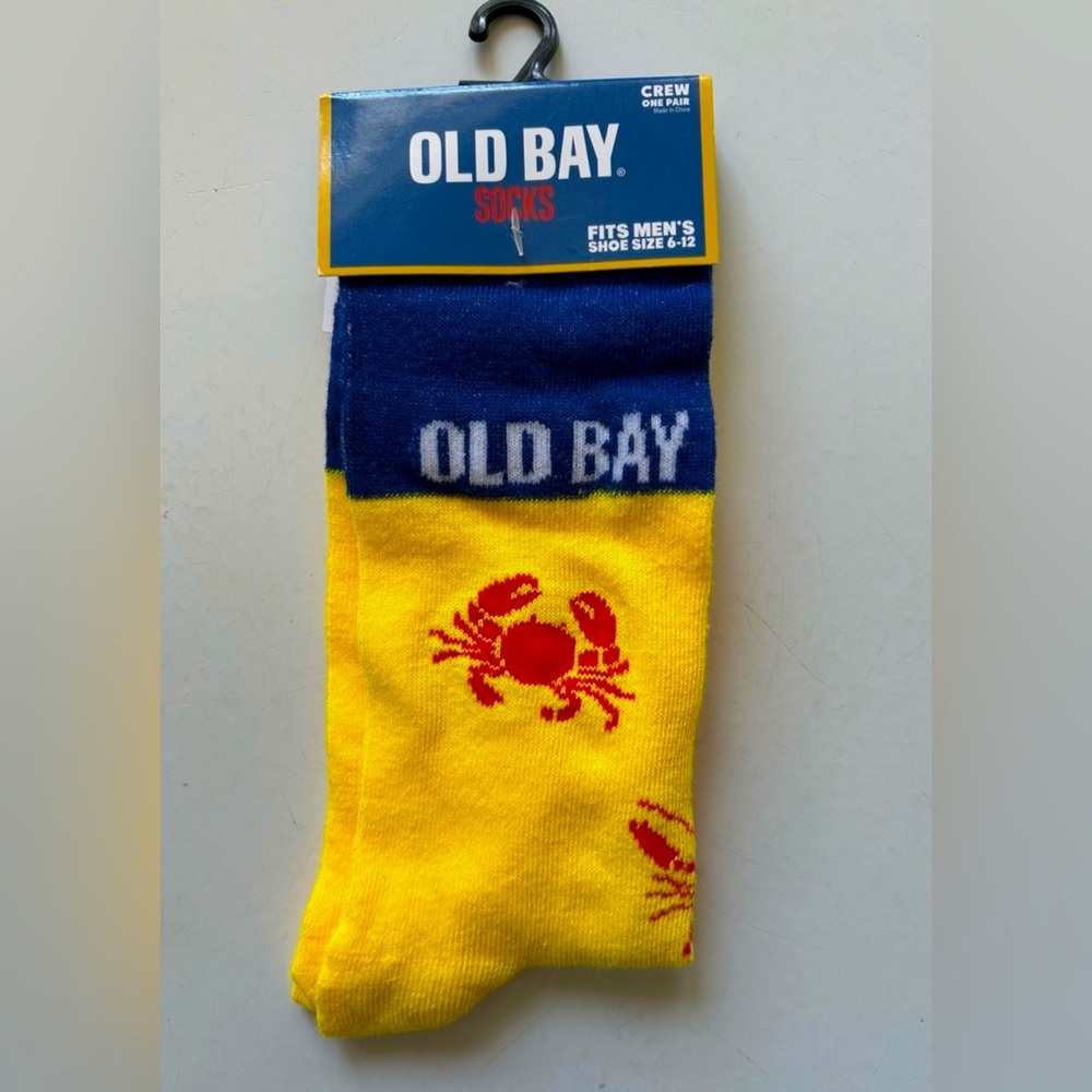 OLD BAY McCORMICK Socks Crew Yellow Red Crabs Lobster Shrimp Novelty OS NWT